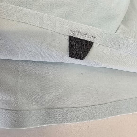 Lululemon long sleeves athletic top - Picture 3 of 10